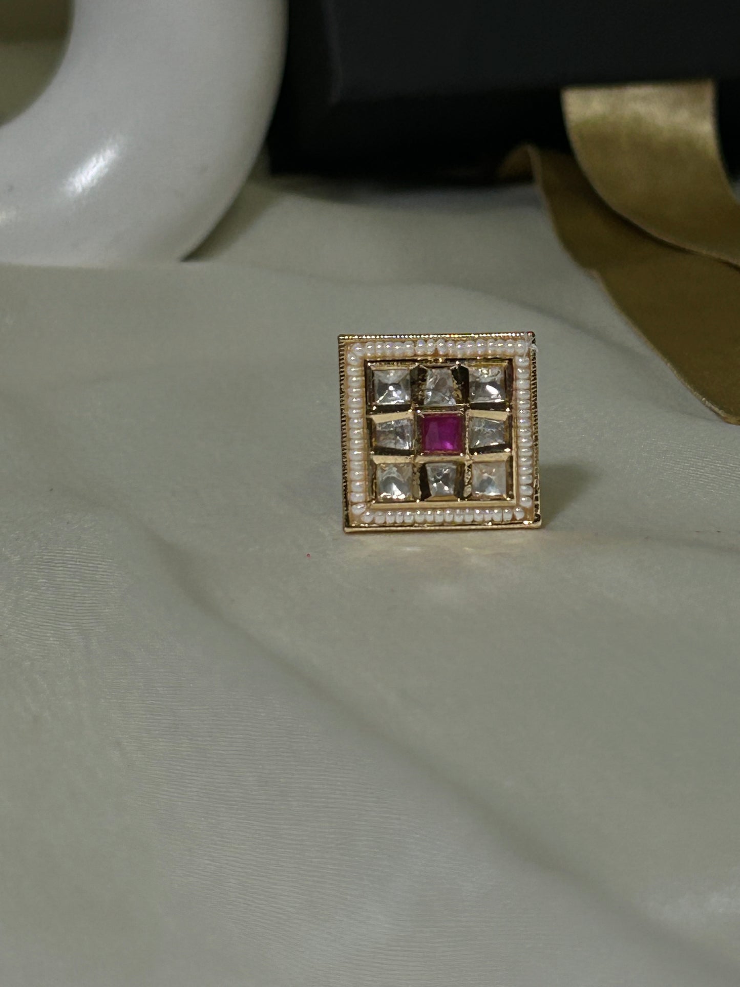 Falak gold ring