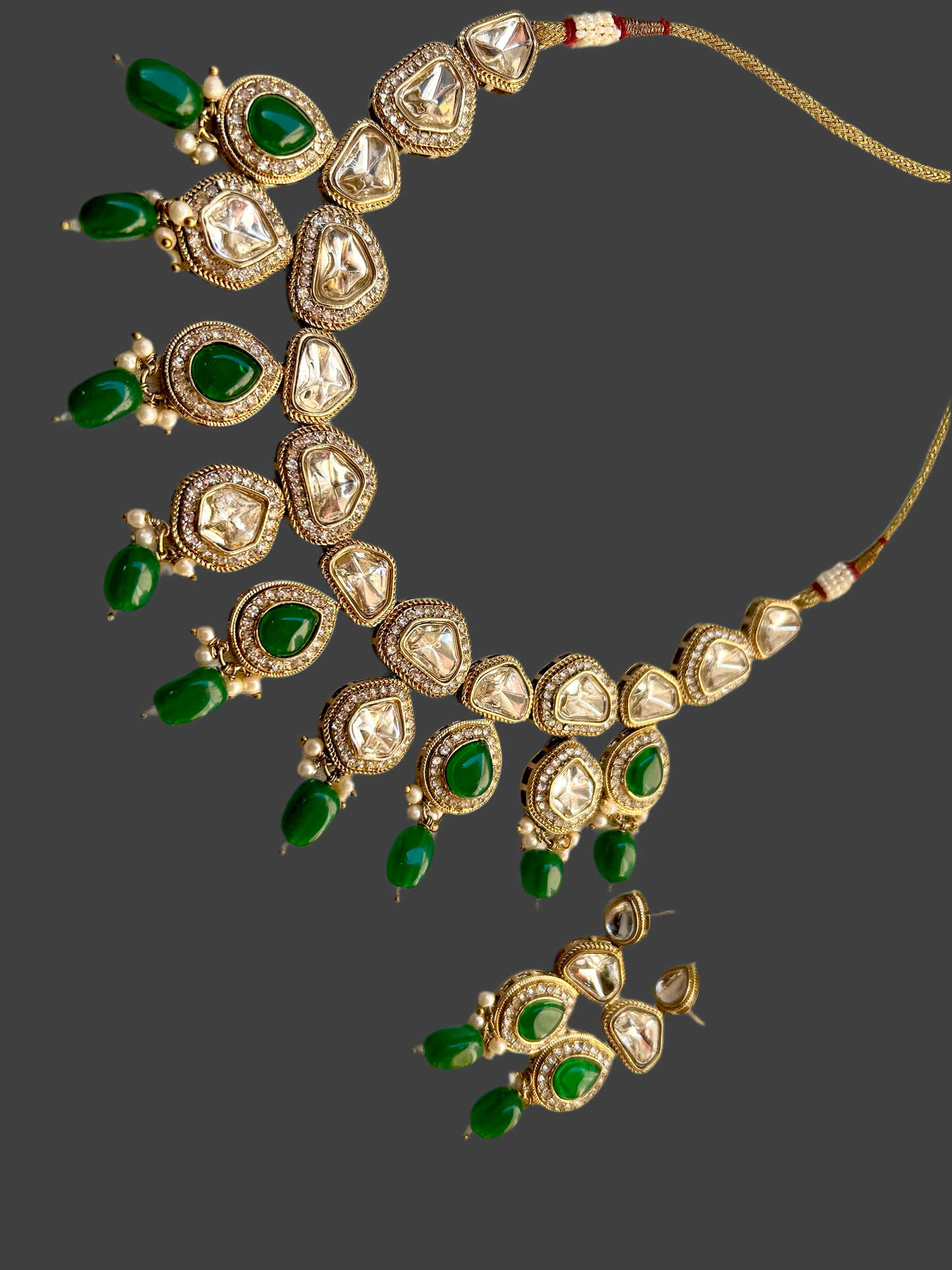 Shanu ivory kundan necklace
