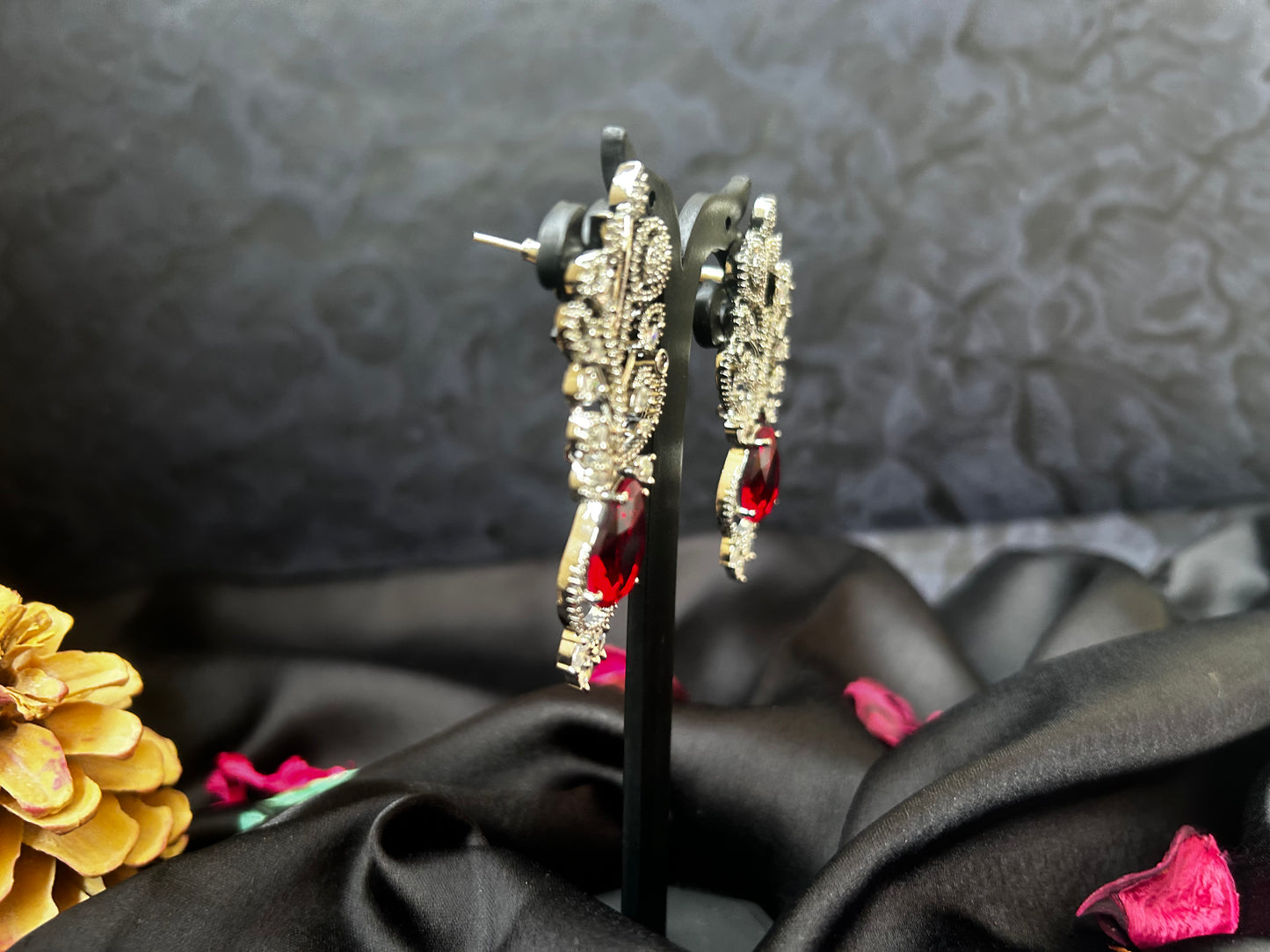 Innaya Ruby Earing