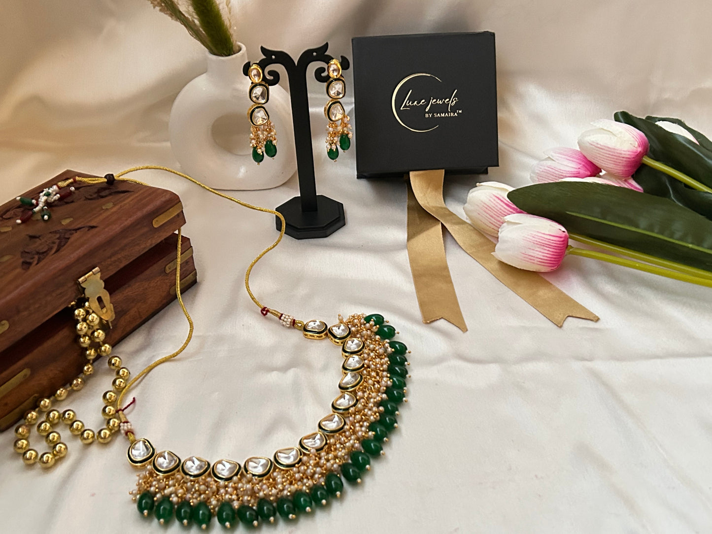 Ashley emerald necklaceset