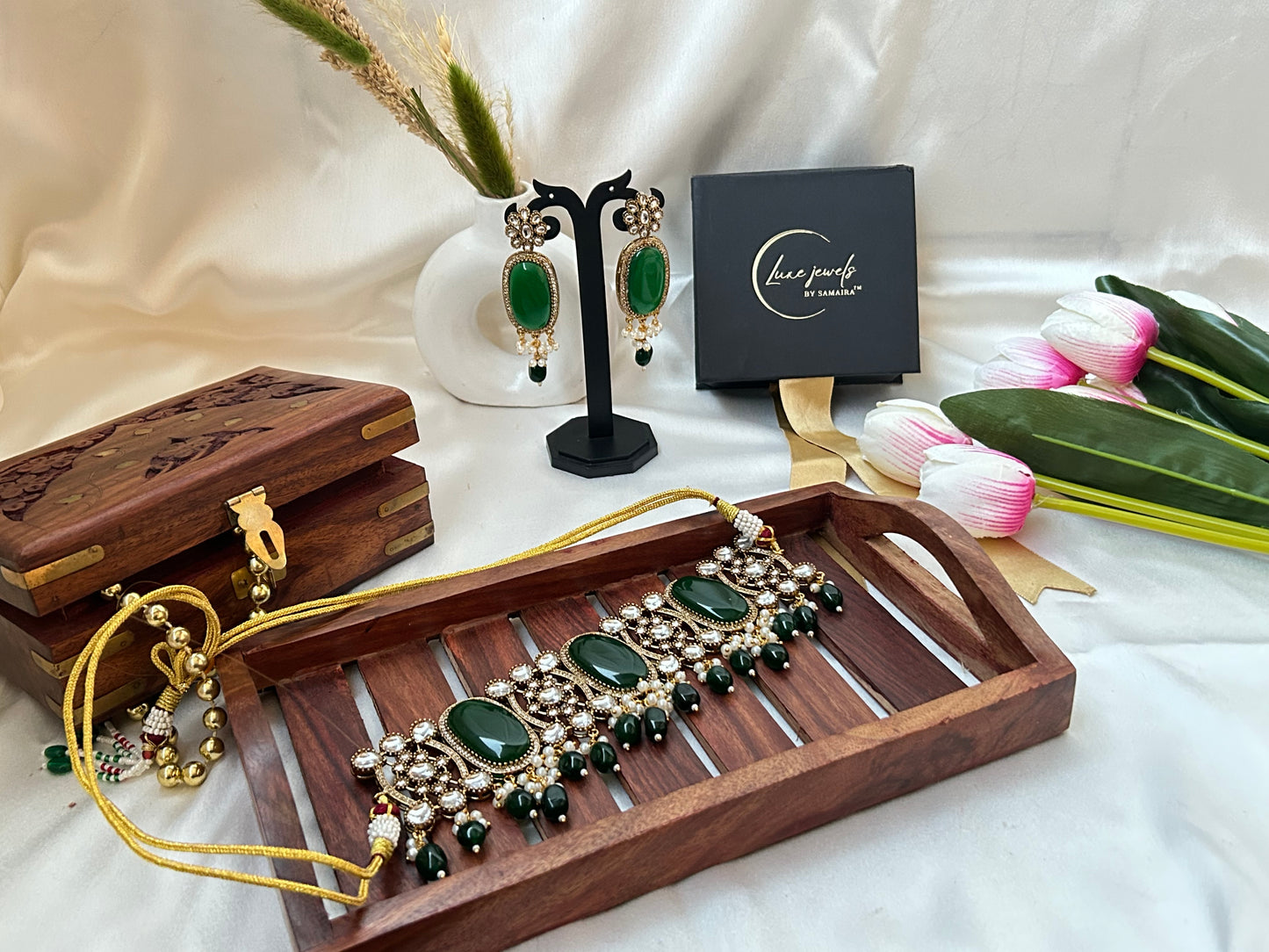 krisha green necklace set