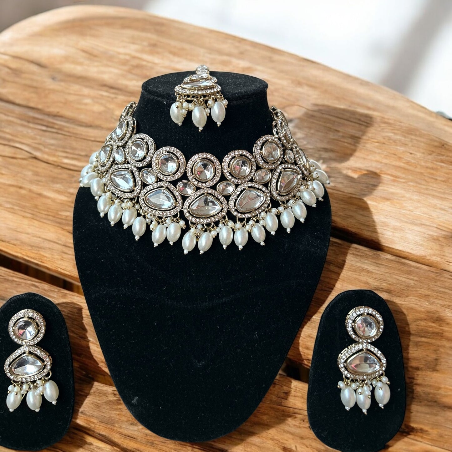 Shanvi polki necklace
