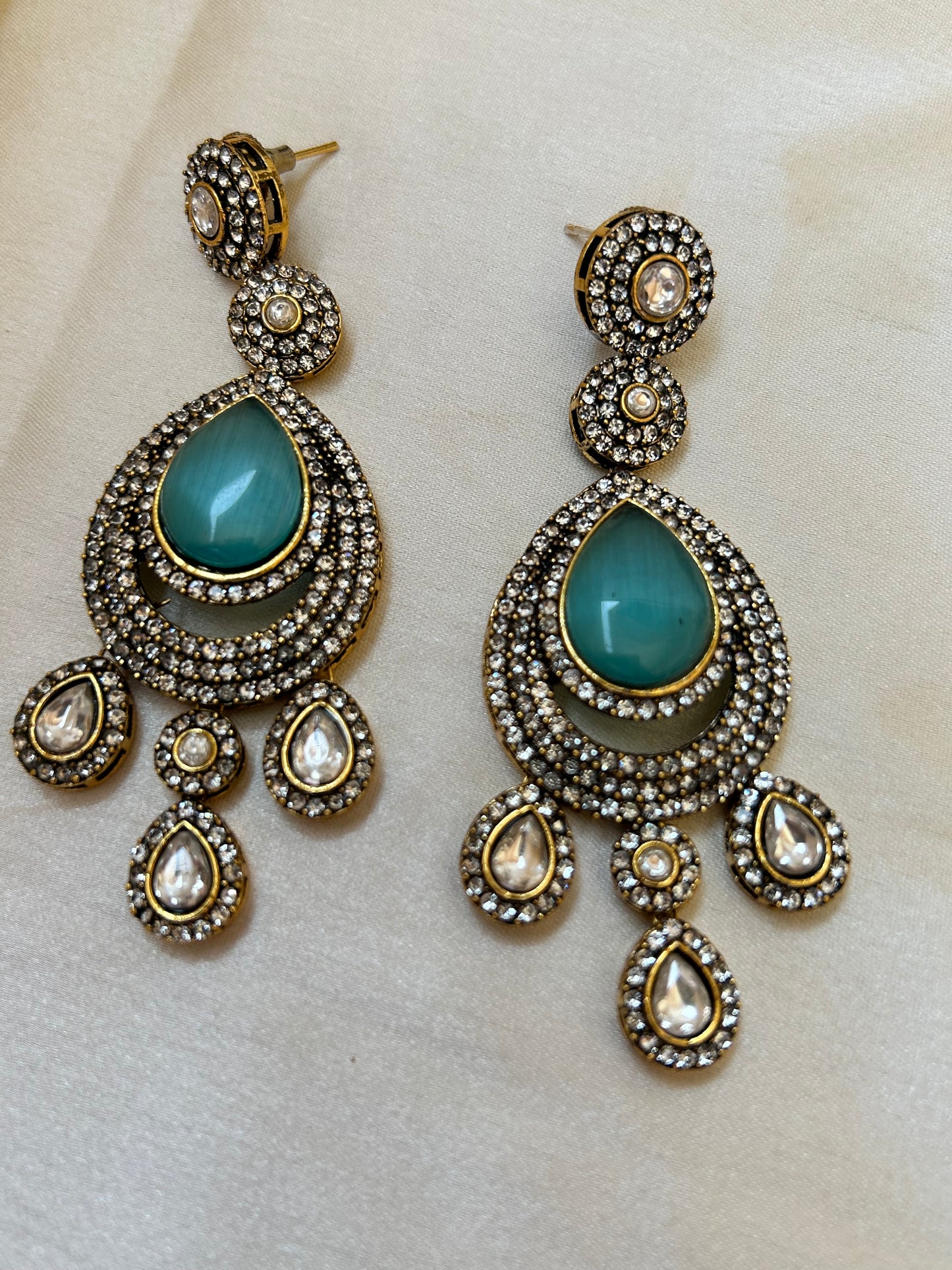 Blue Heer Victorian earrings