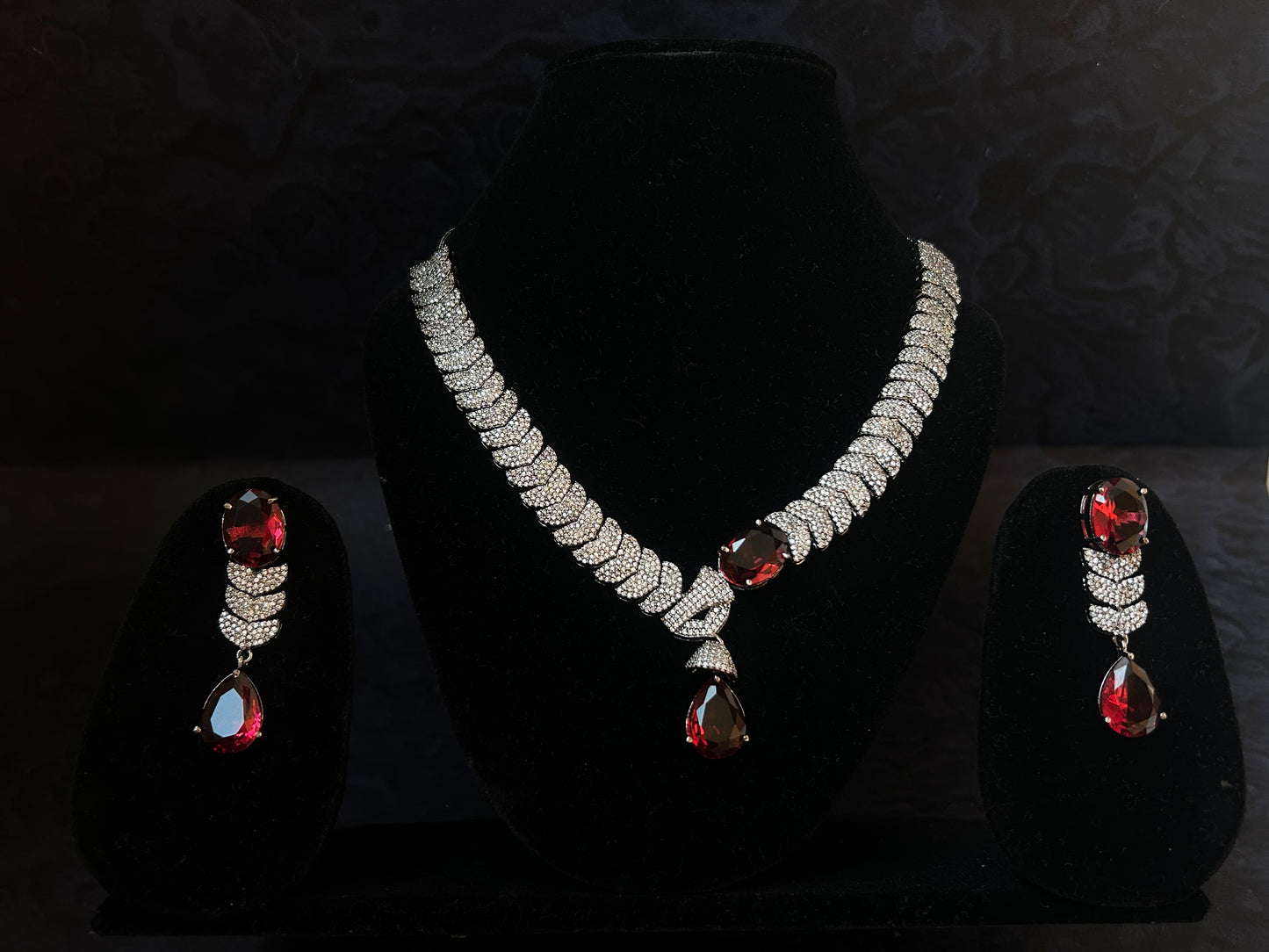 Ruby American diamond necklace