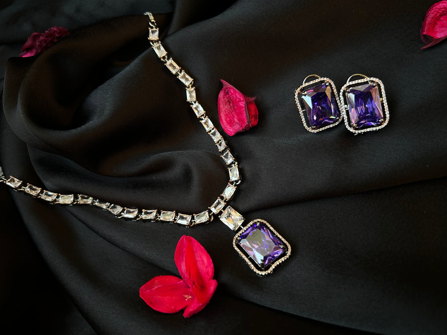 Inaya purple necklace