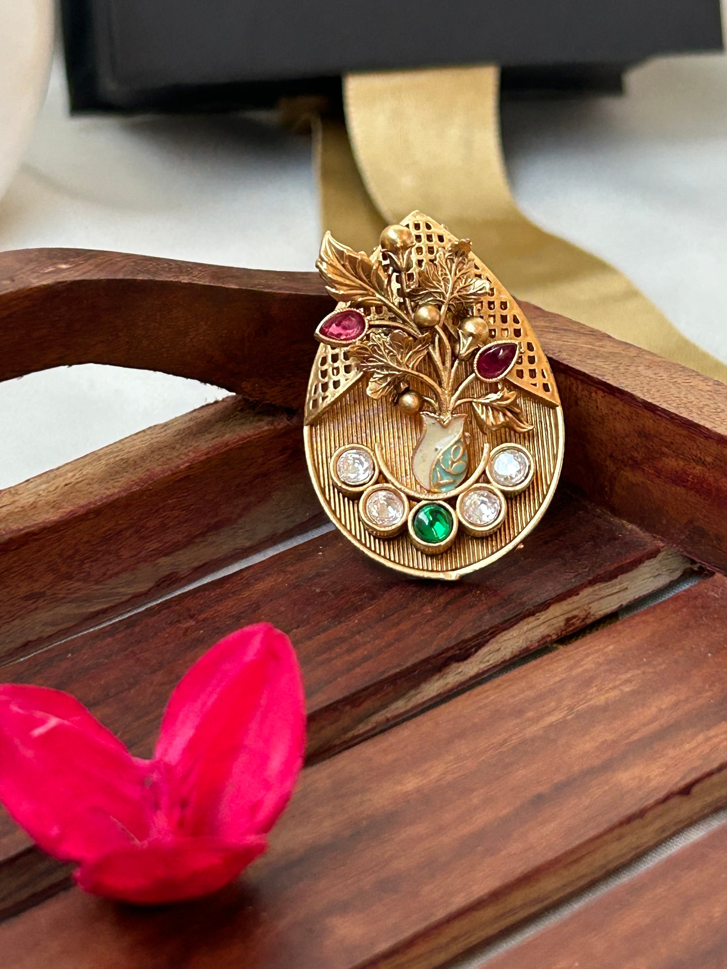 Trisha Floral antique ring