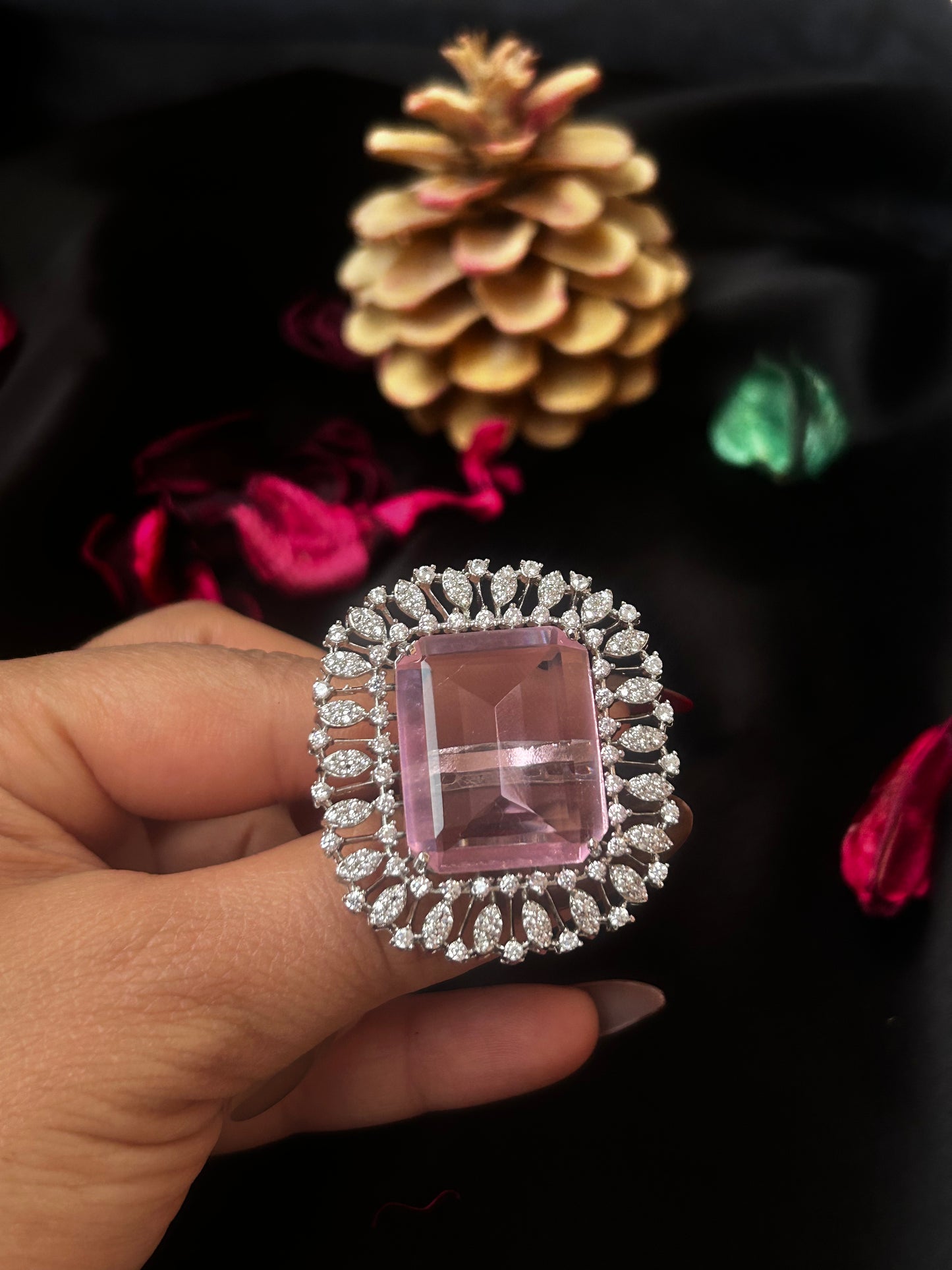 Prisha pink Ring