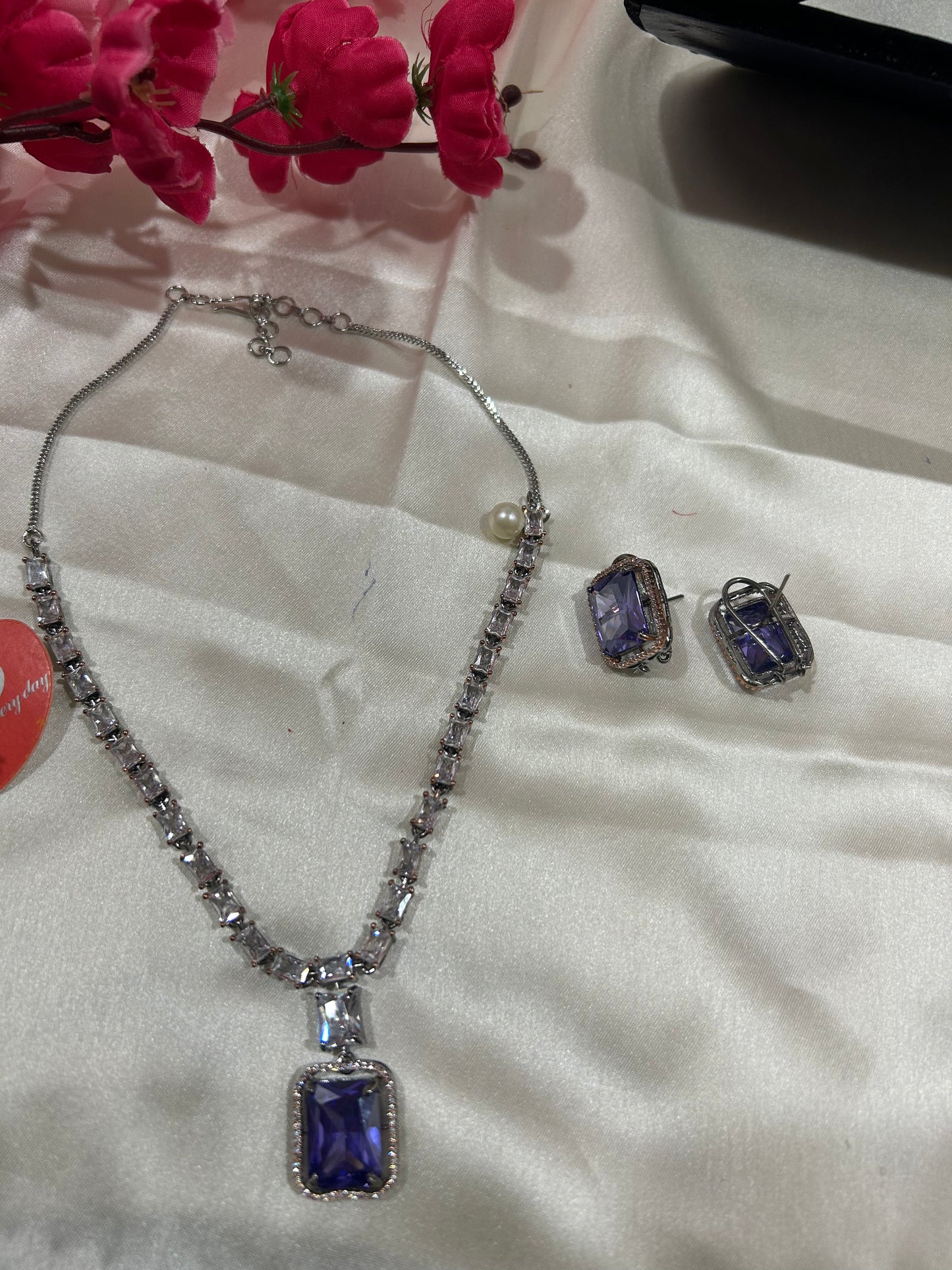 Inaya purple necklace