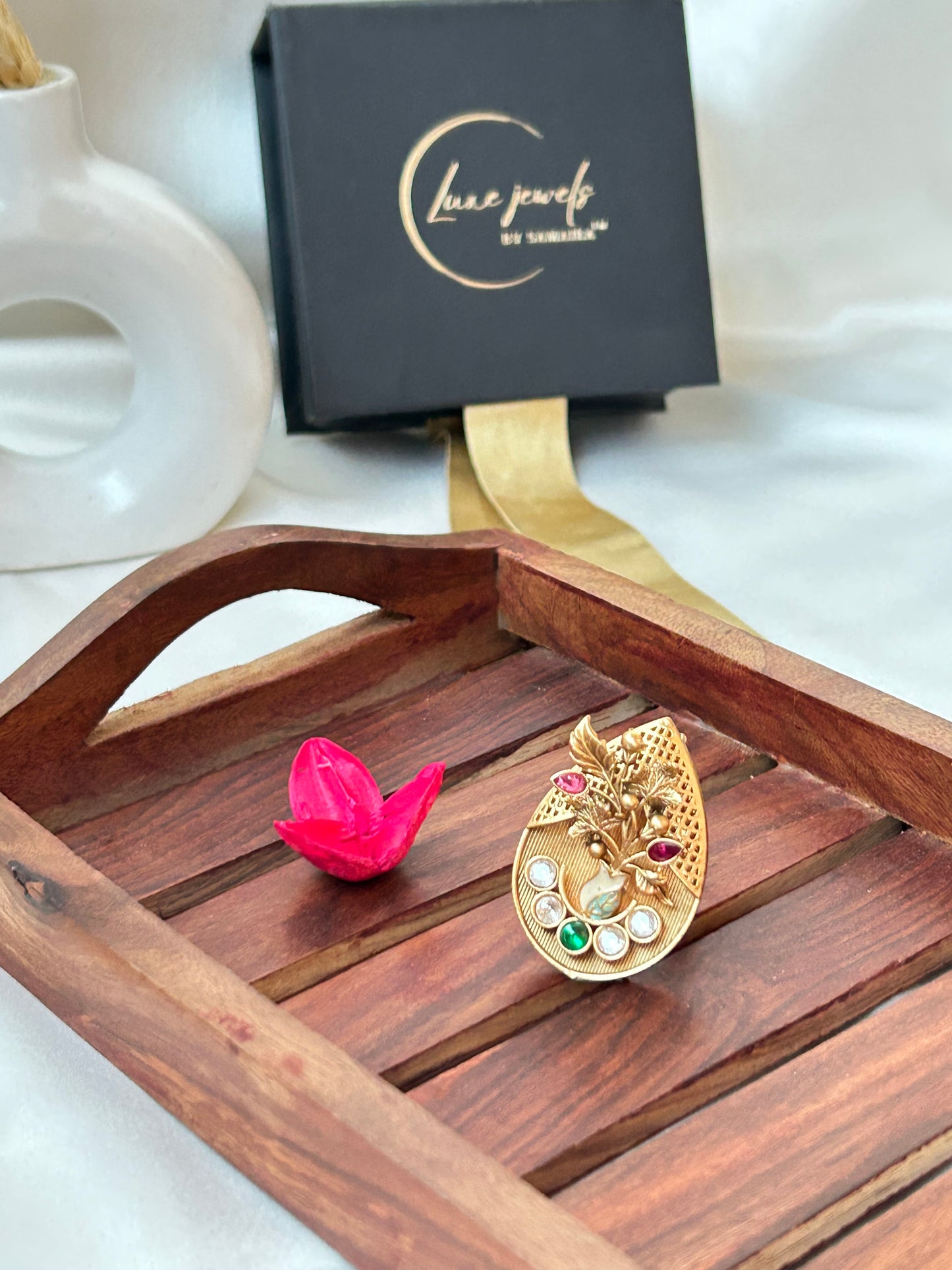 Trisha Floral antique ring