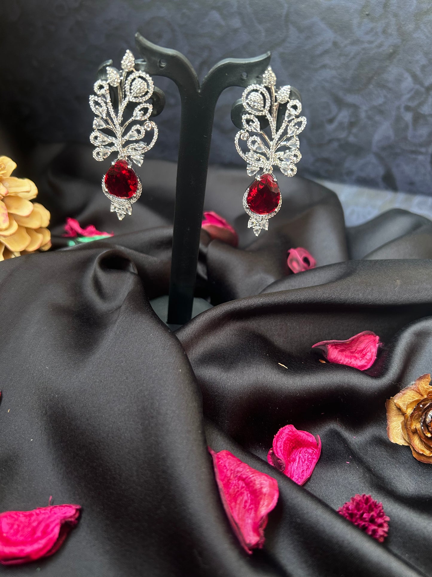 Innaya Ruby Earing