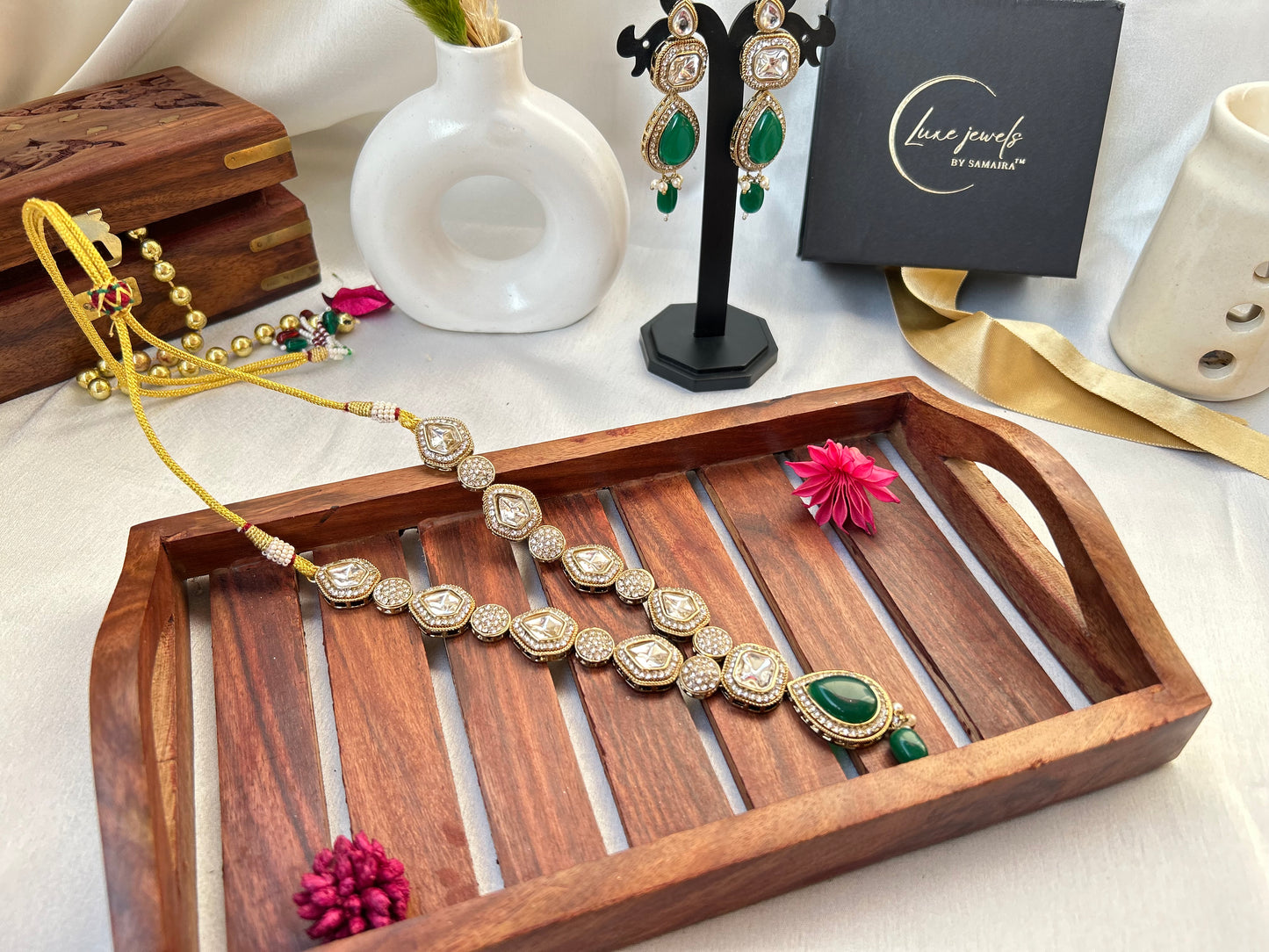 Ramya Red kundan necklace set