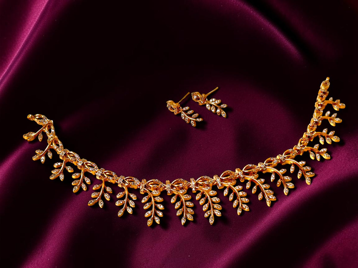 Sleek Akshara Necklace