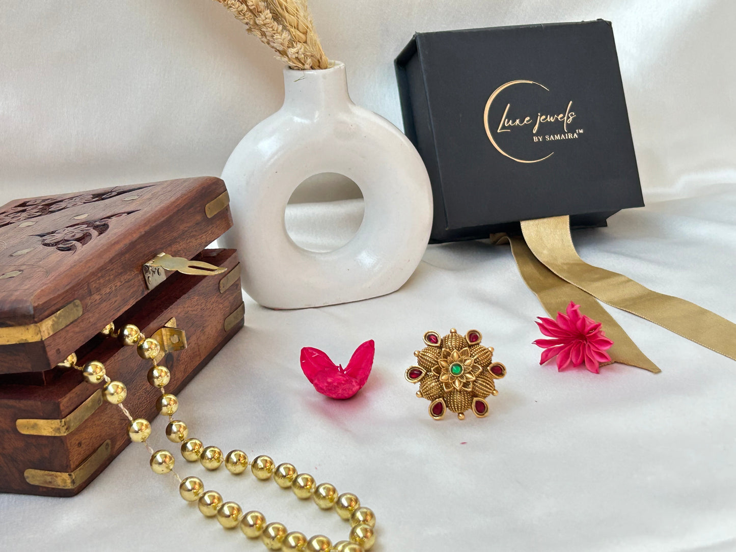 Twisha floral Ring
