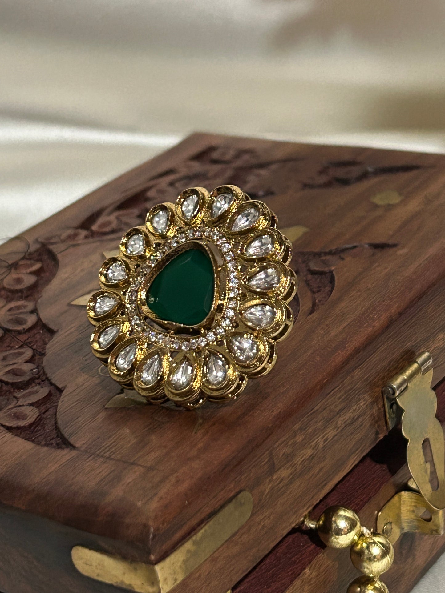 Sia green Ring