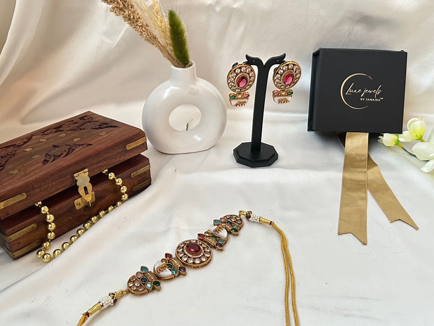 sabyasachi multi necklaceset