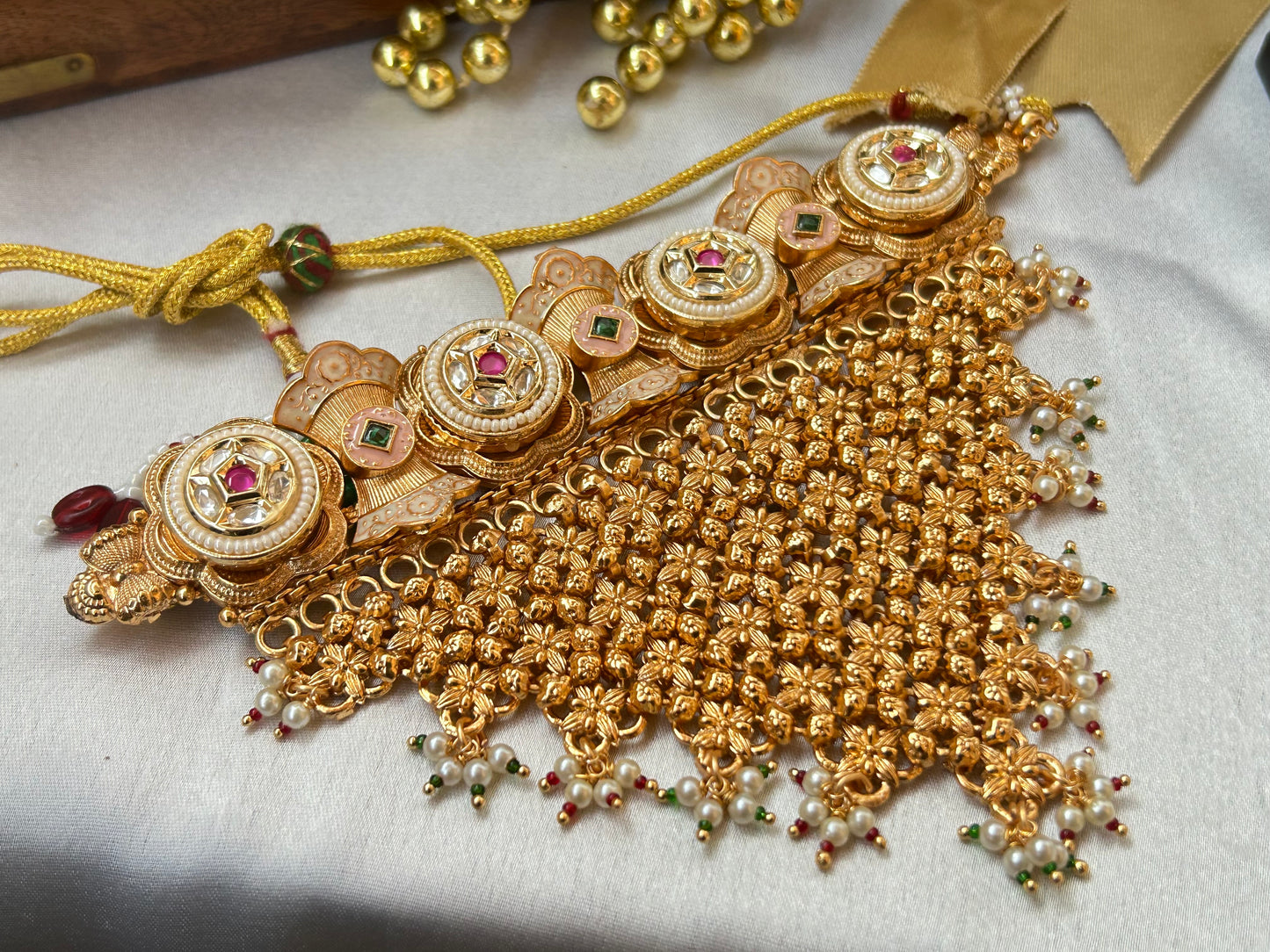 Mihika gold choker