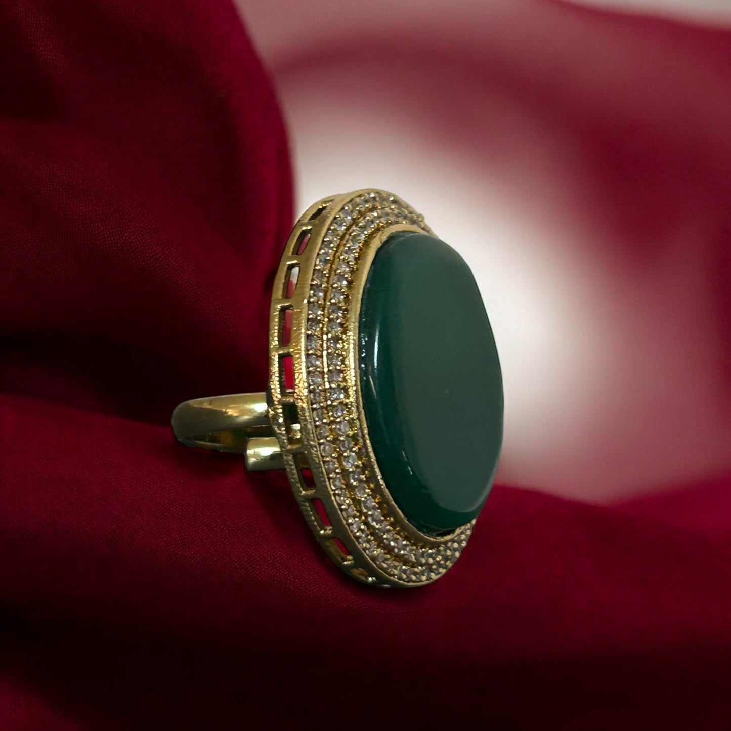 shanvi green Ring