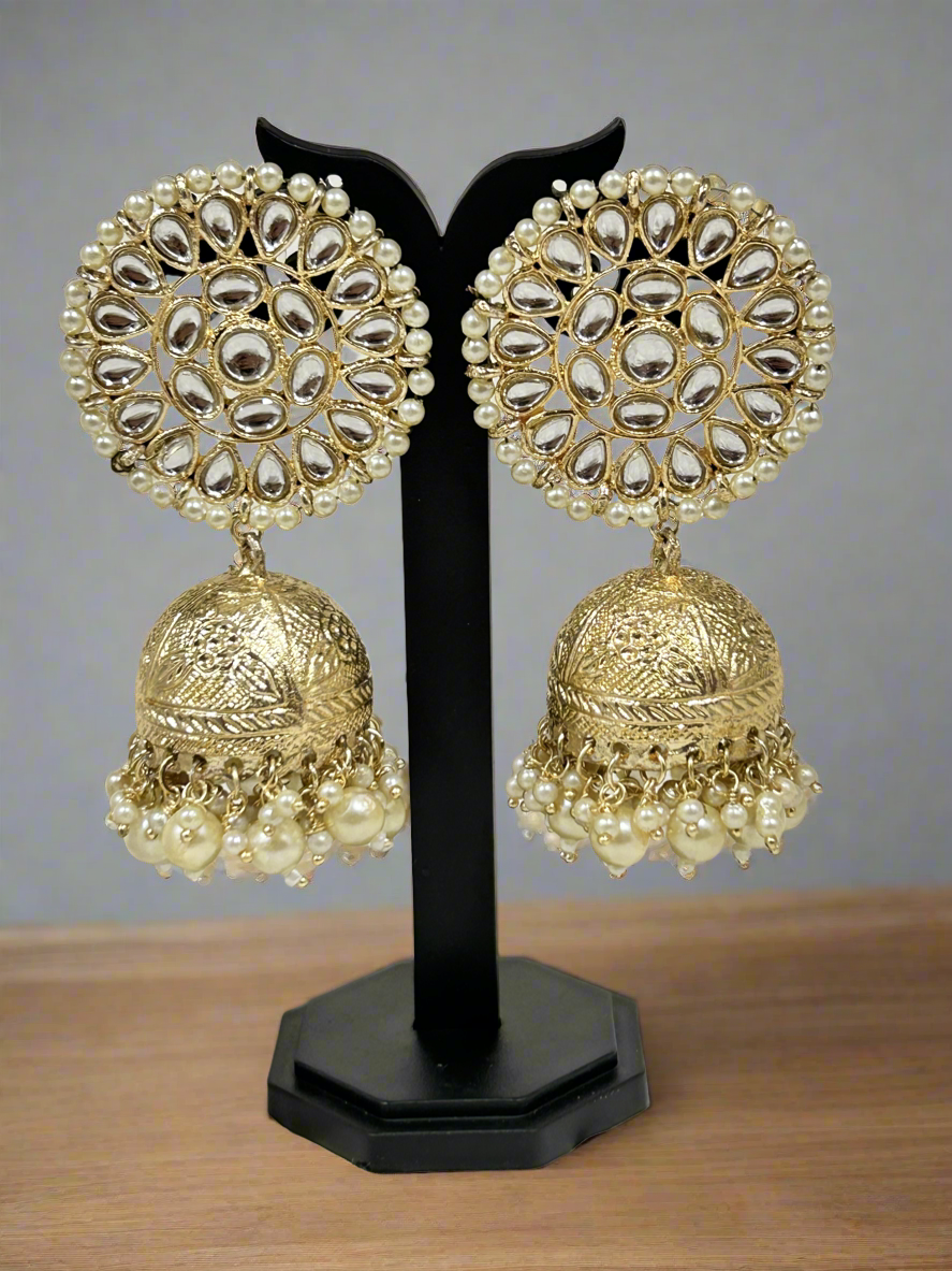 Mehak ivory jhumka