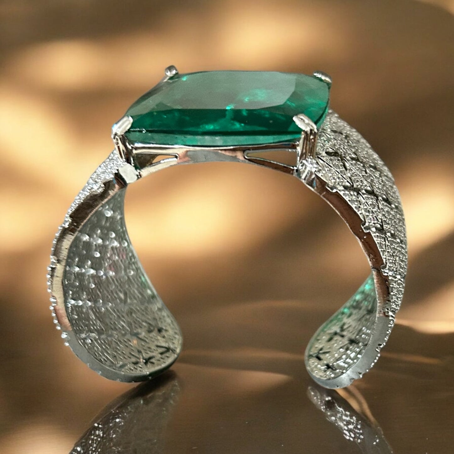 Luxe Green Doublet Stone Bracelet