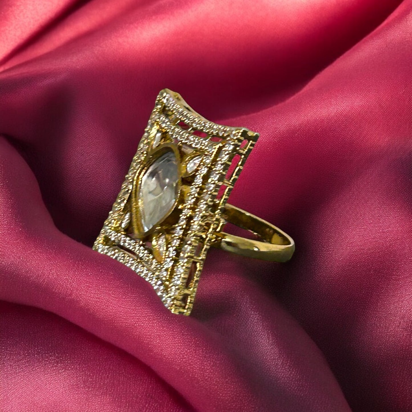 krisha gold Ring