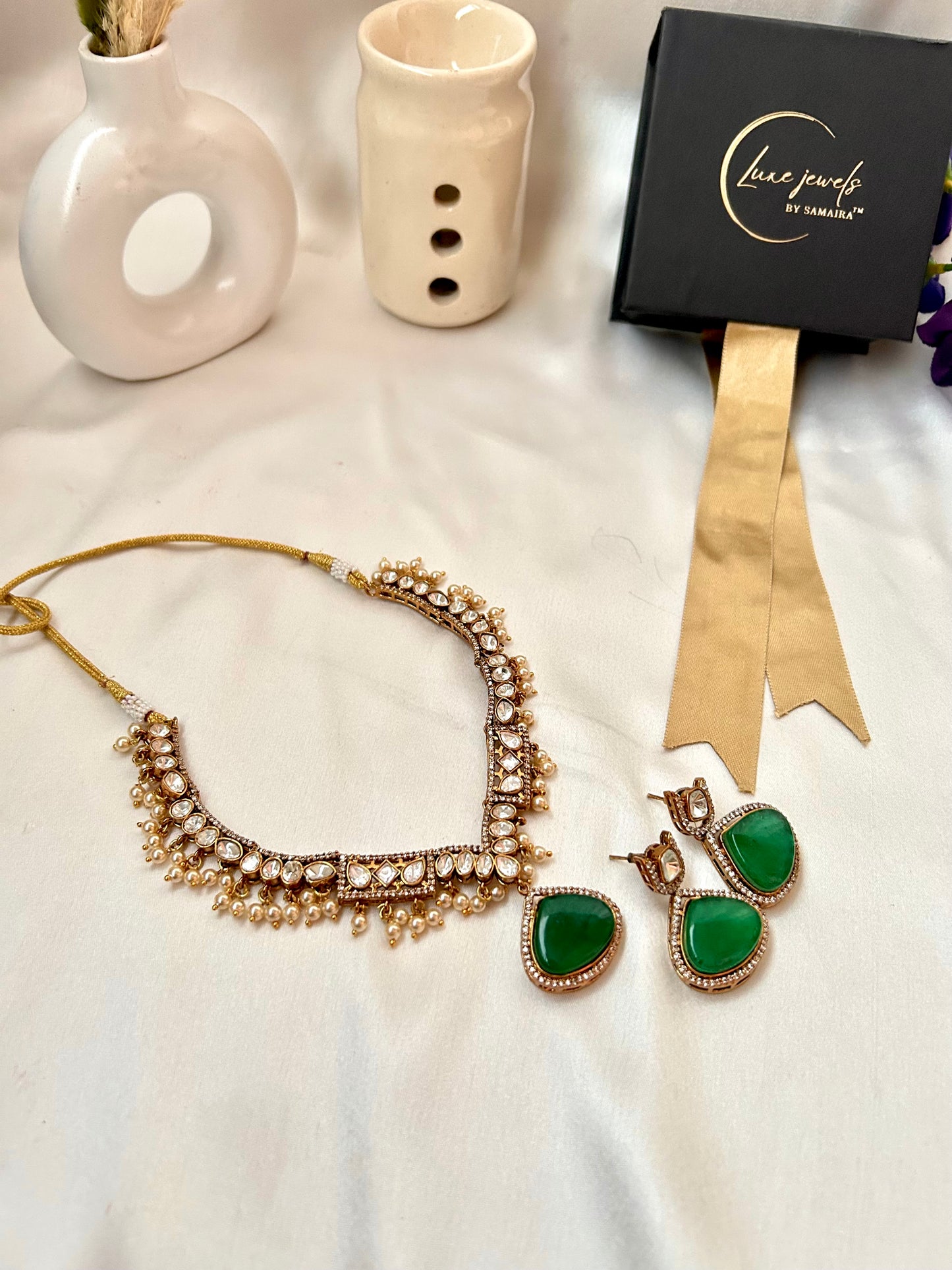 Sia emerald necklaceset