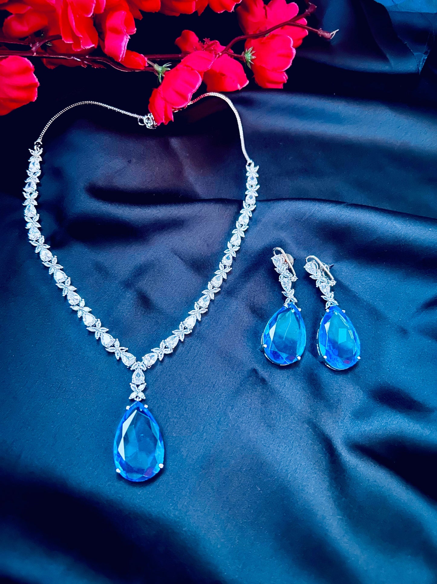 Deepika blue pendant necklace