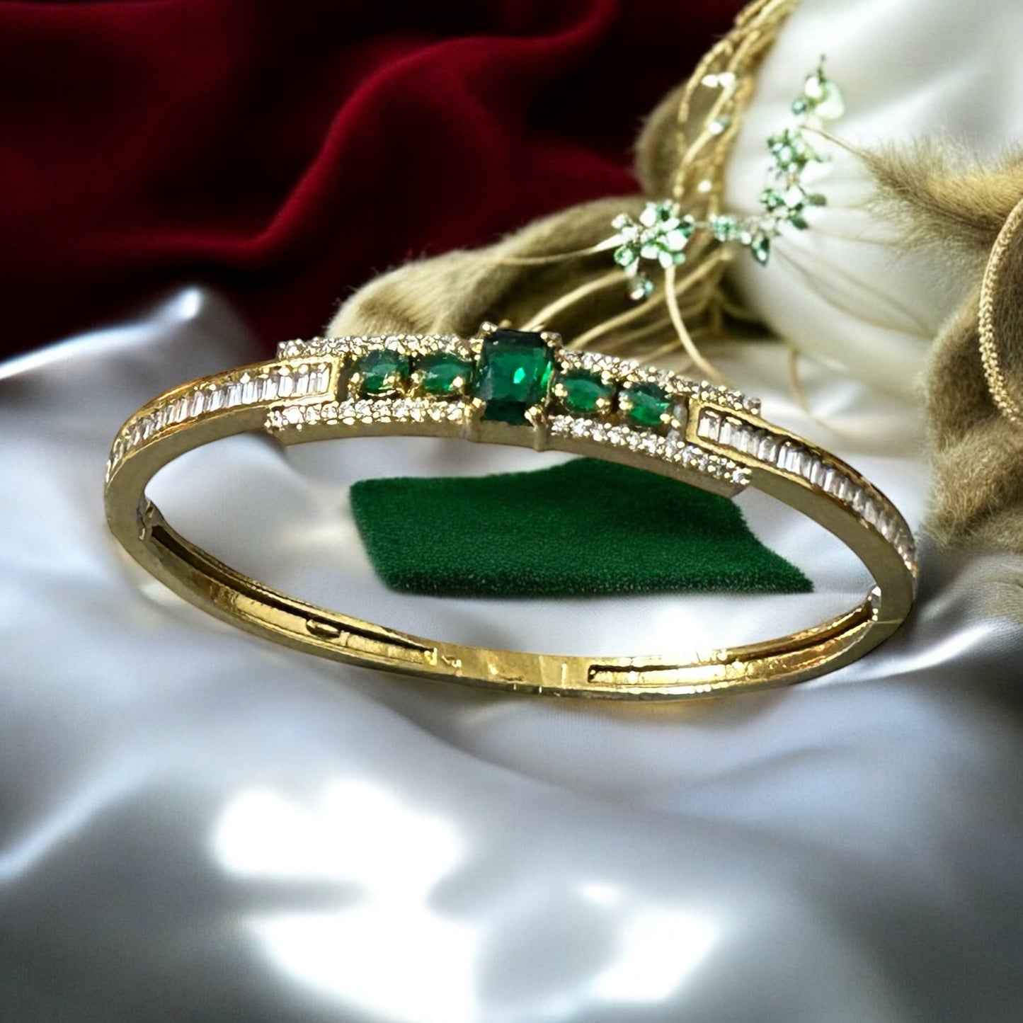 kaira Green Bracelet