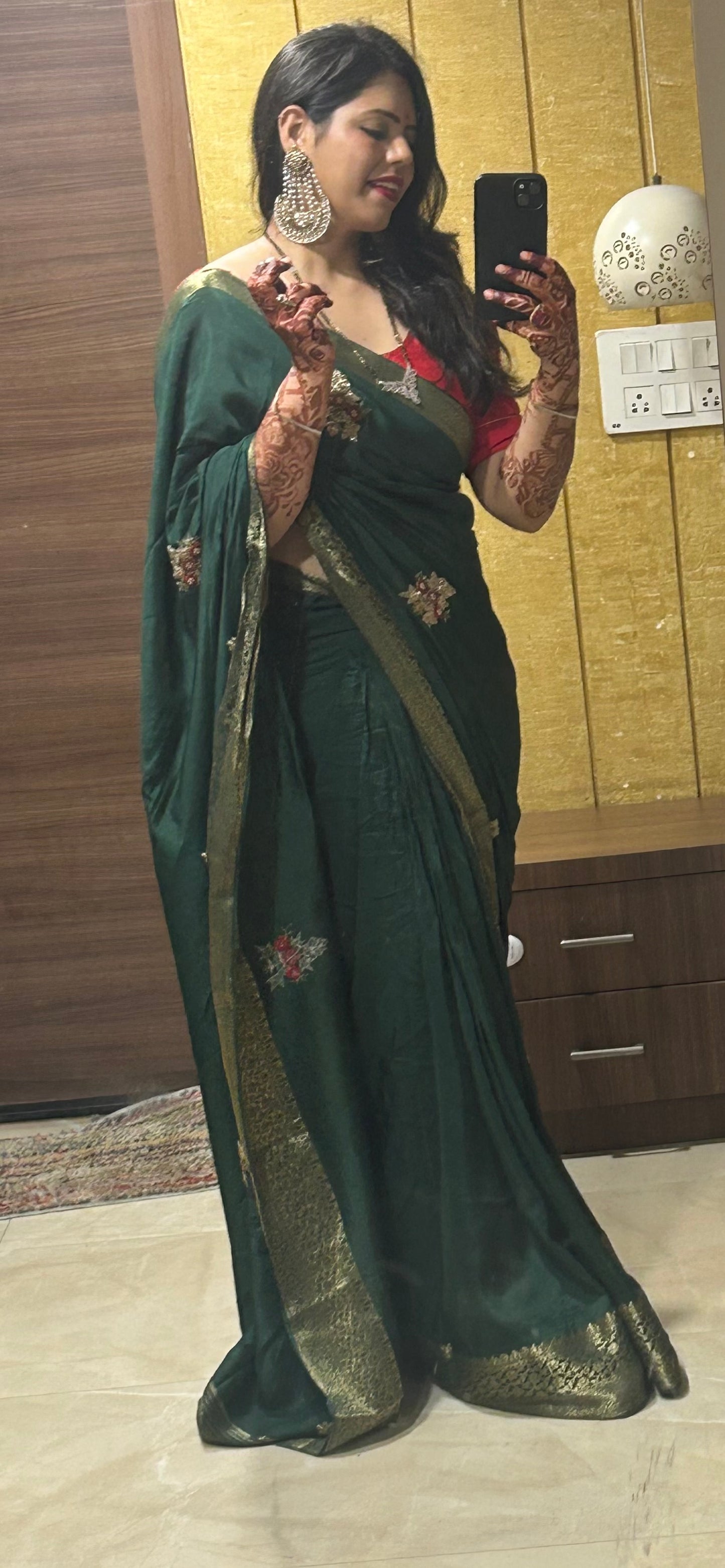 Keshavi Maroon Chandbali
