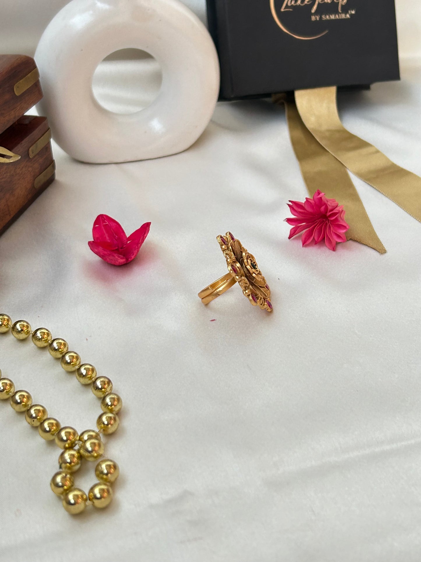 Unati Floral Ring
