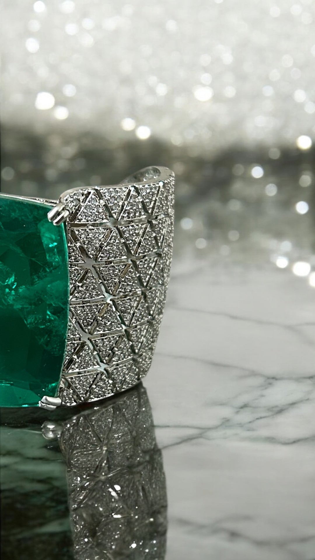 Luxe Green Doublet Stone Bracelet