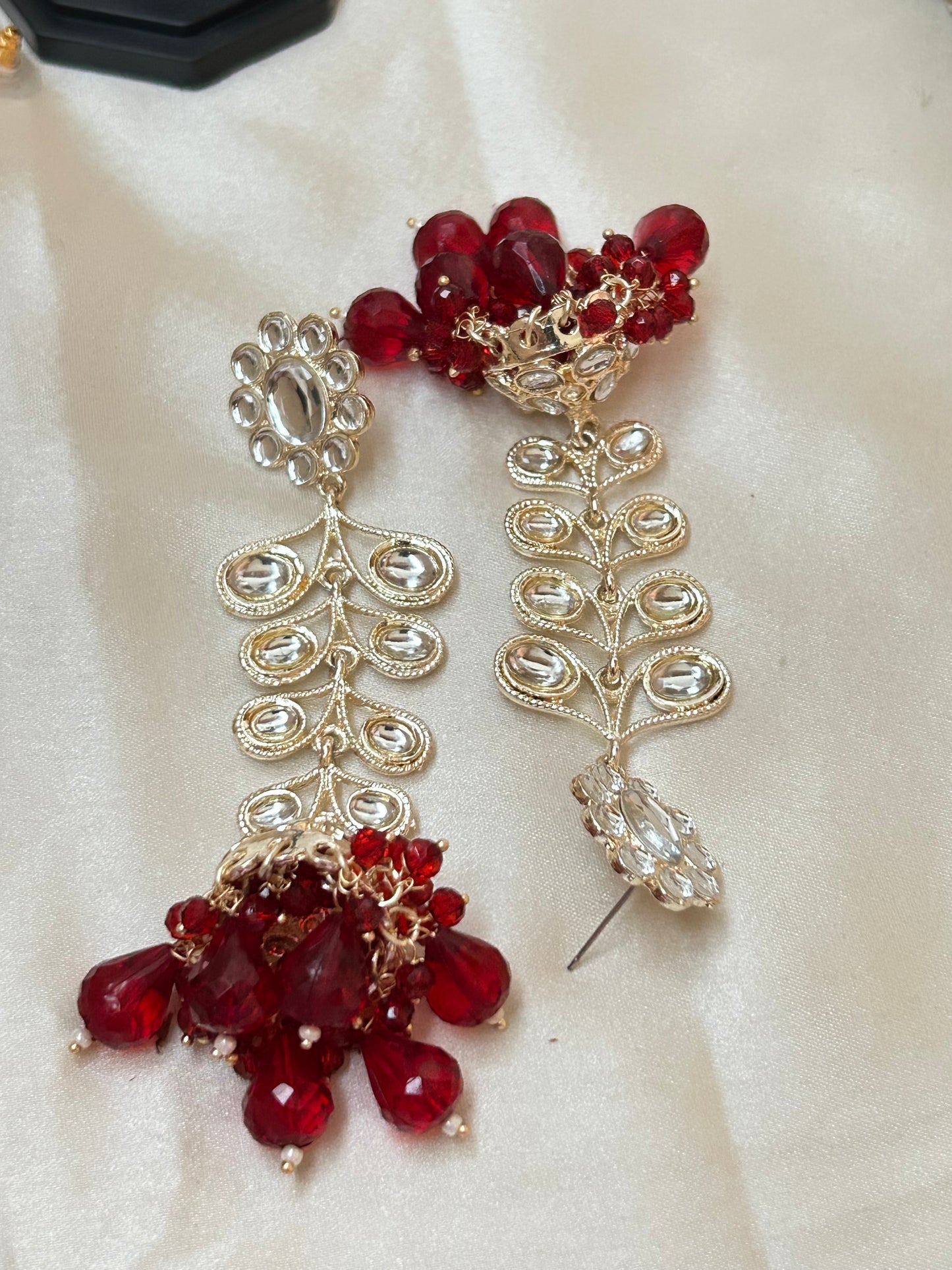 Bela red jhumka