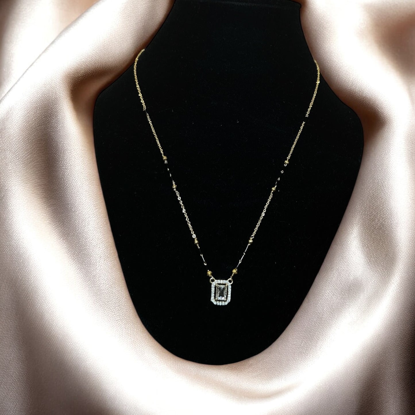 Sapphire Muse mangalsutra