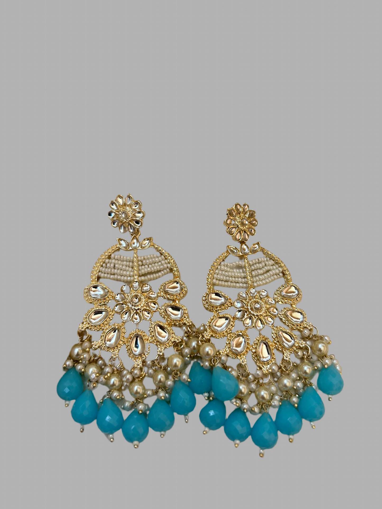 Blue Ishika chandbalis