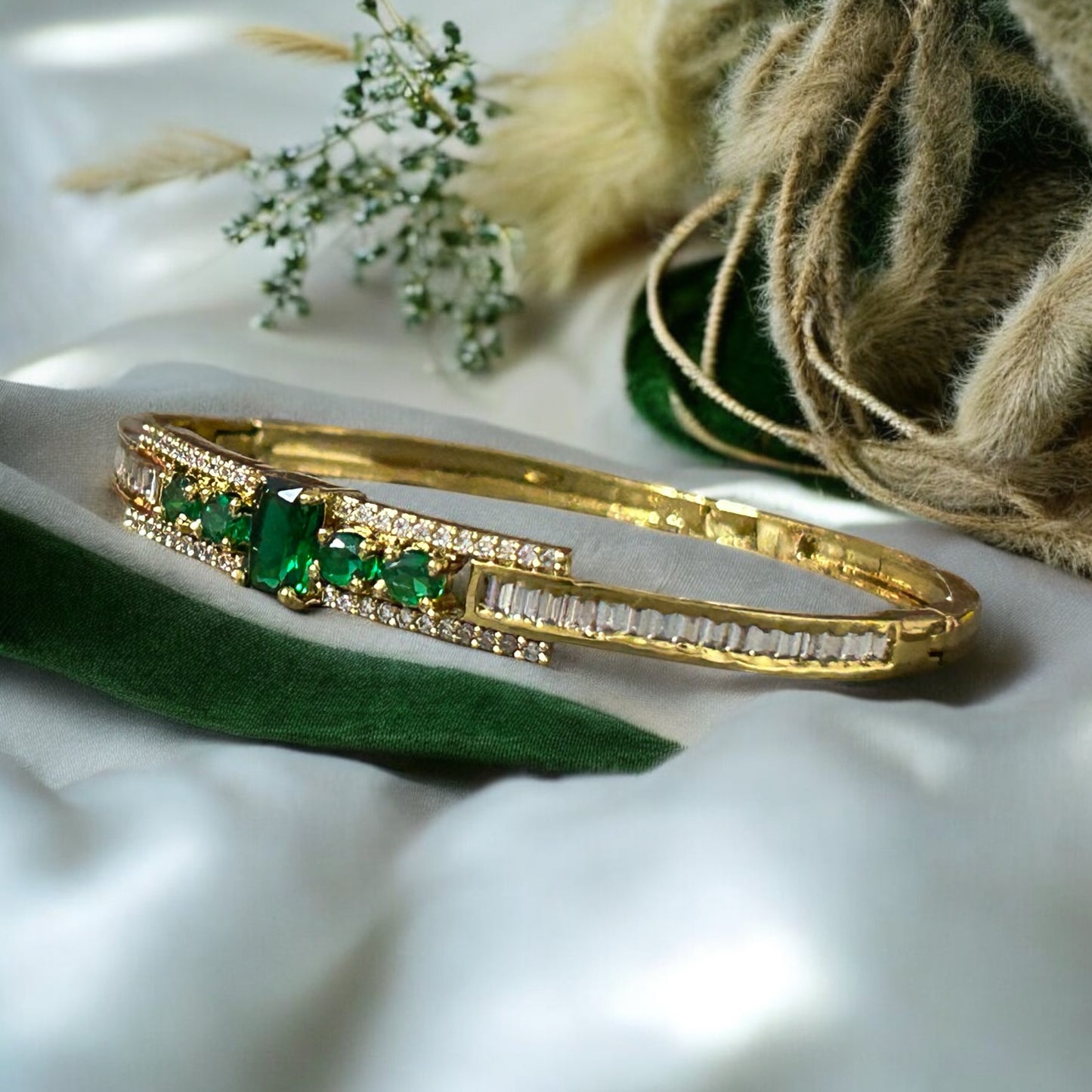 kaira Green Bracelet