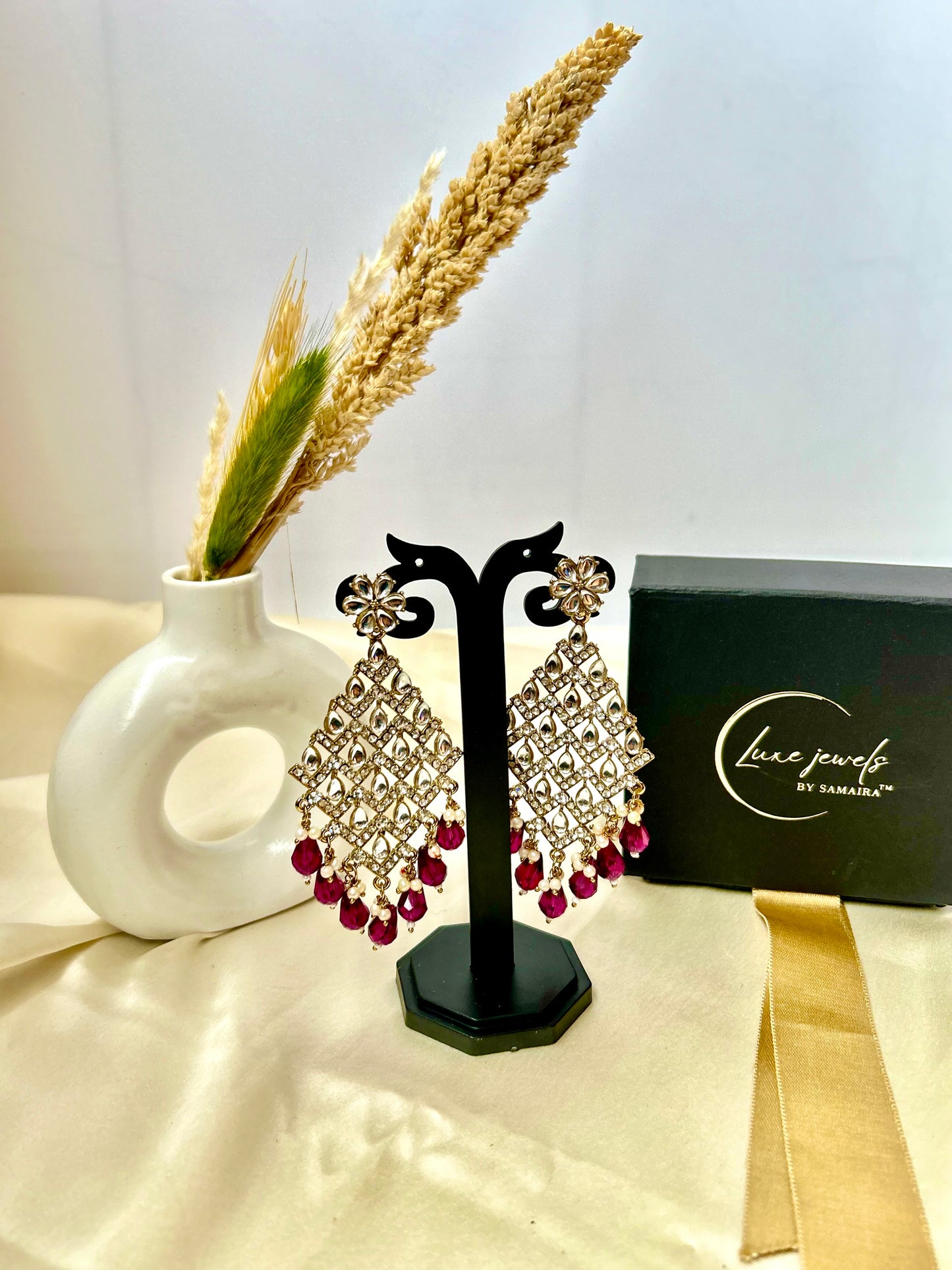 Shloka Maroon chandbalis