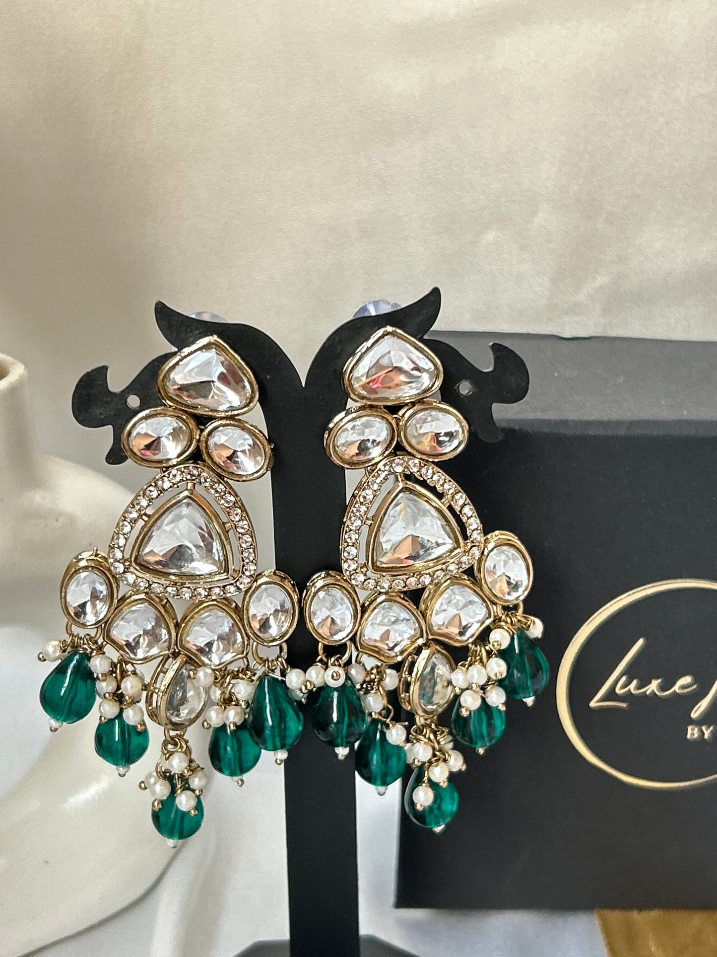 Megha emerald green necklace