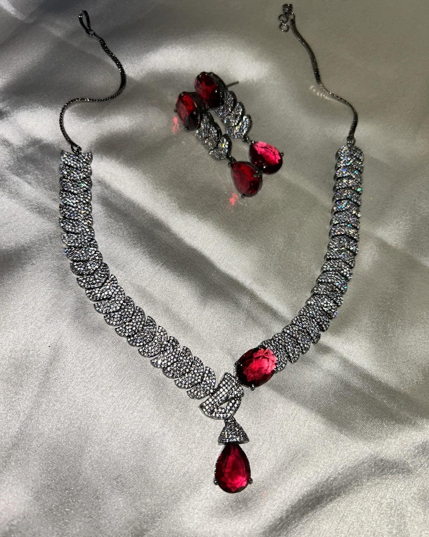 Ruby American diamond necklace
