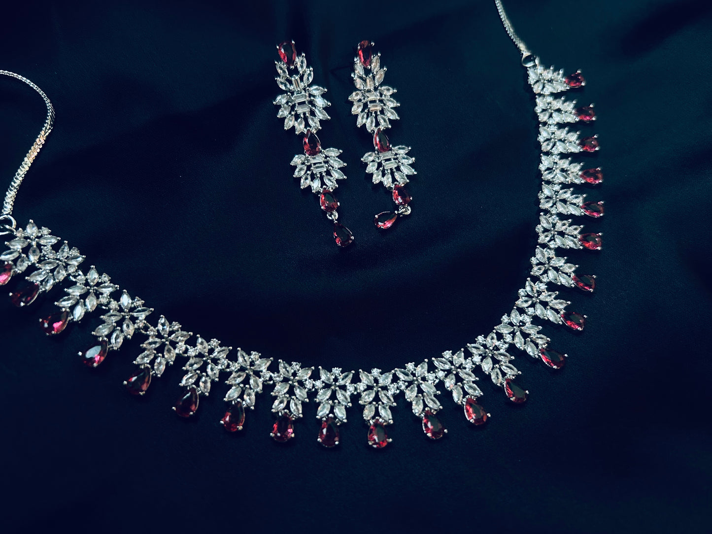 Maisha ruby choker