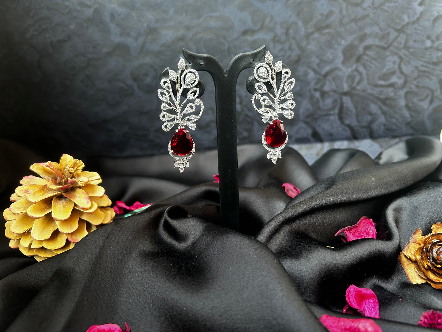 Innaya Ruby Earing