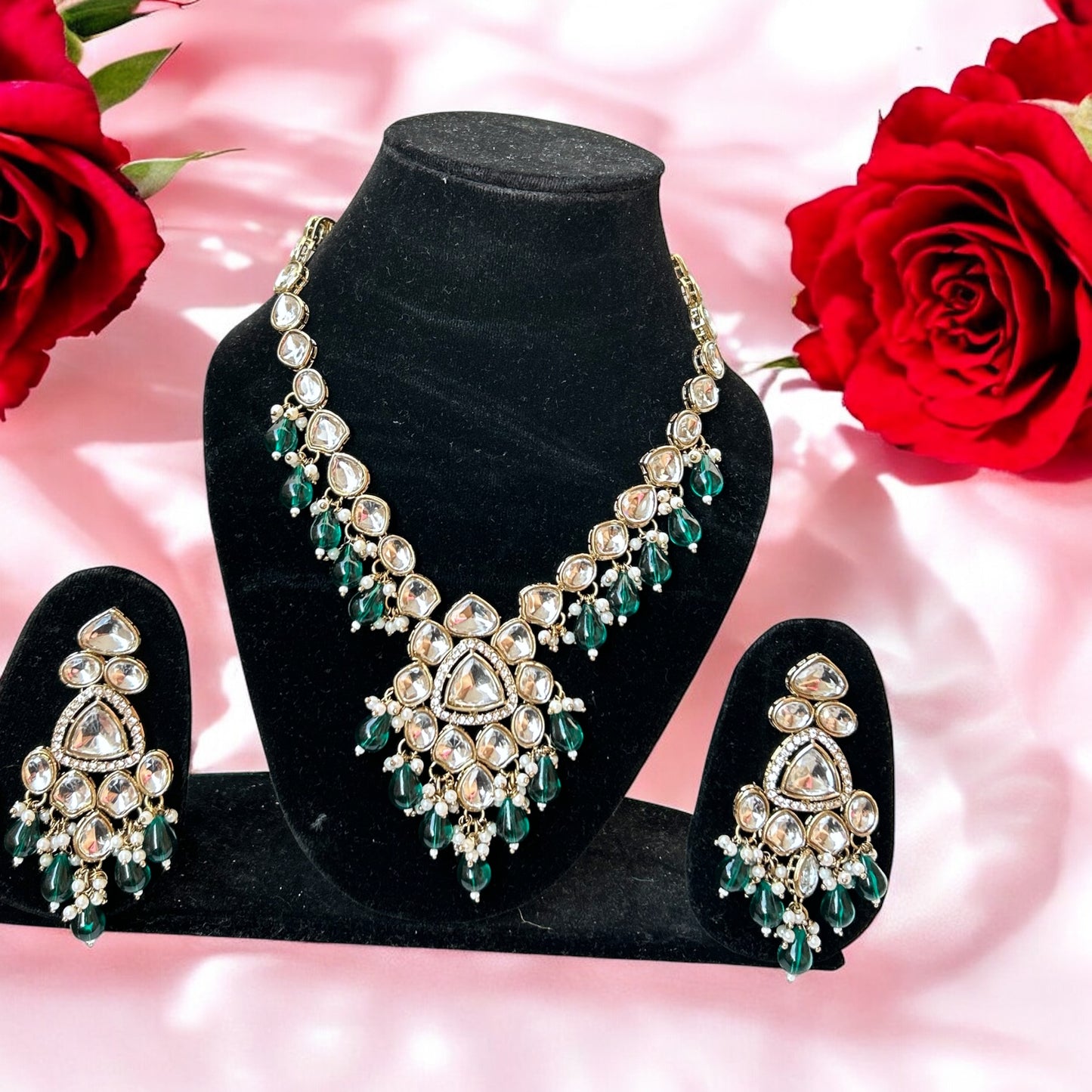 Megha emerald green necklace
