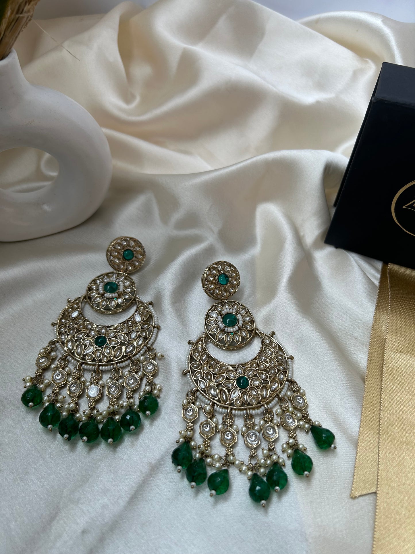 Meher Green Chandbali
