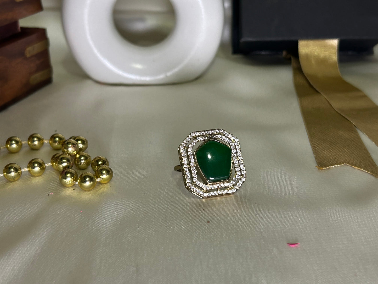 kriti green Ring