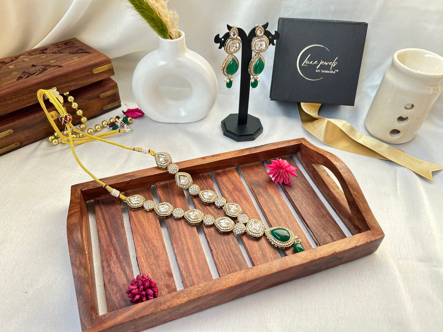 Ramya Red kundan necklace set