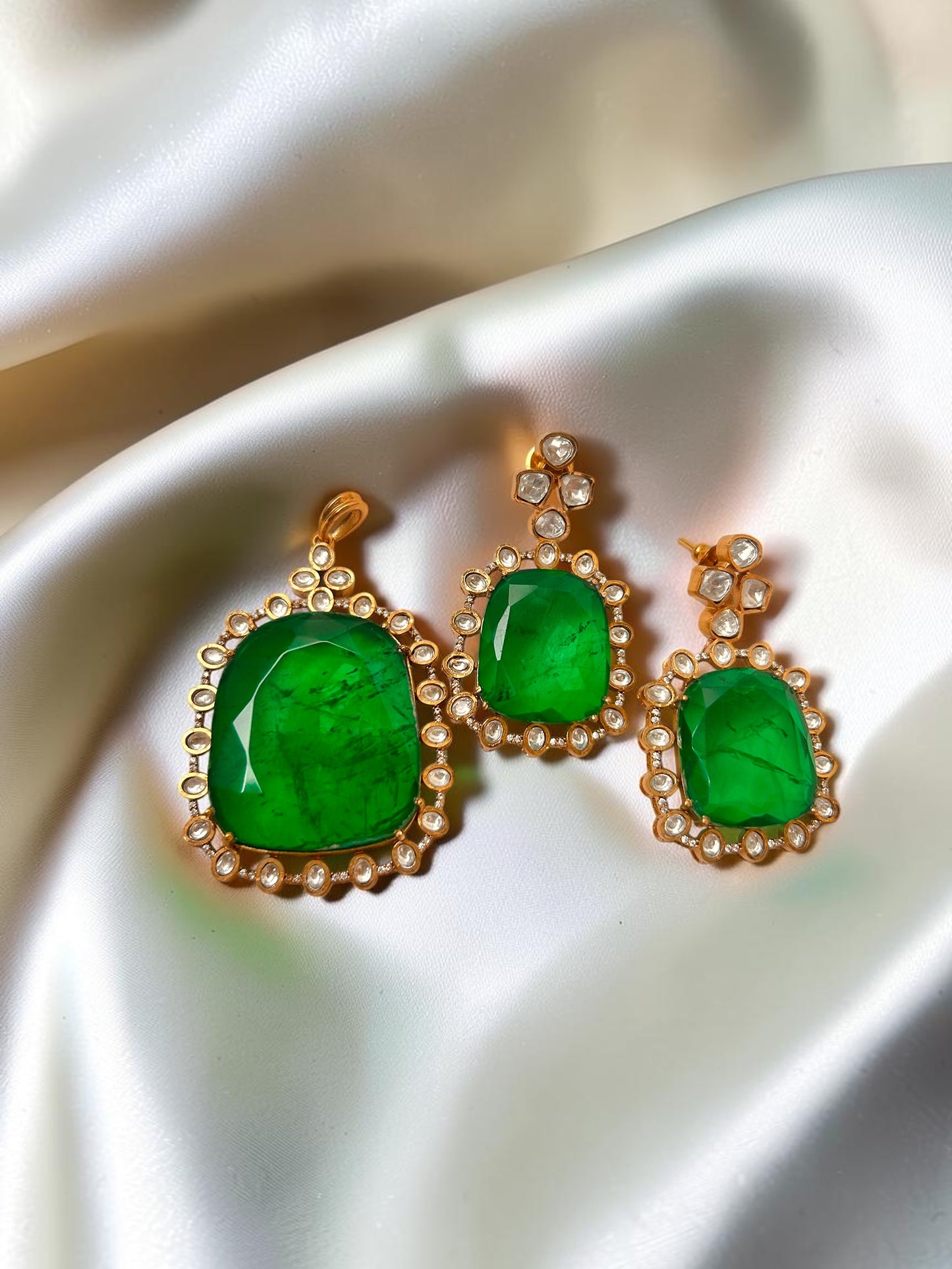 Eva Emerald Doublet pendant set