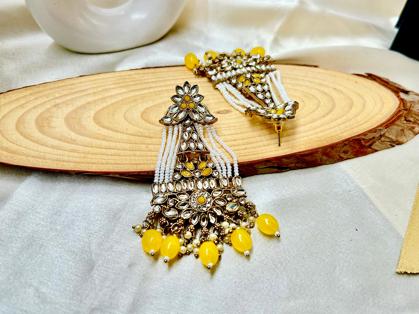 Zaaie yellow chandbalis