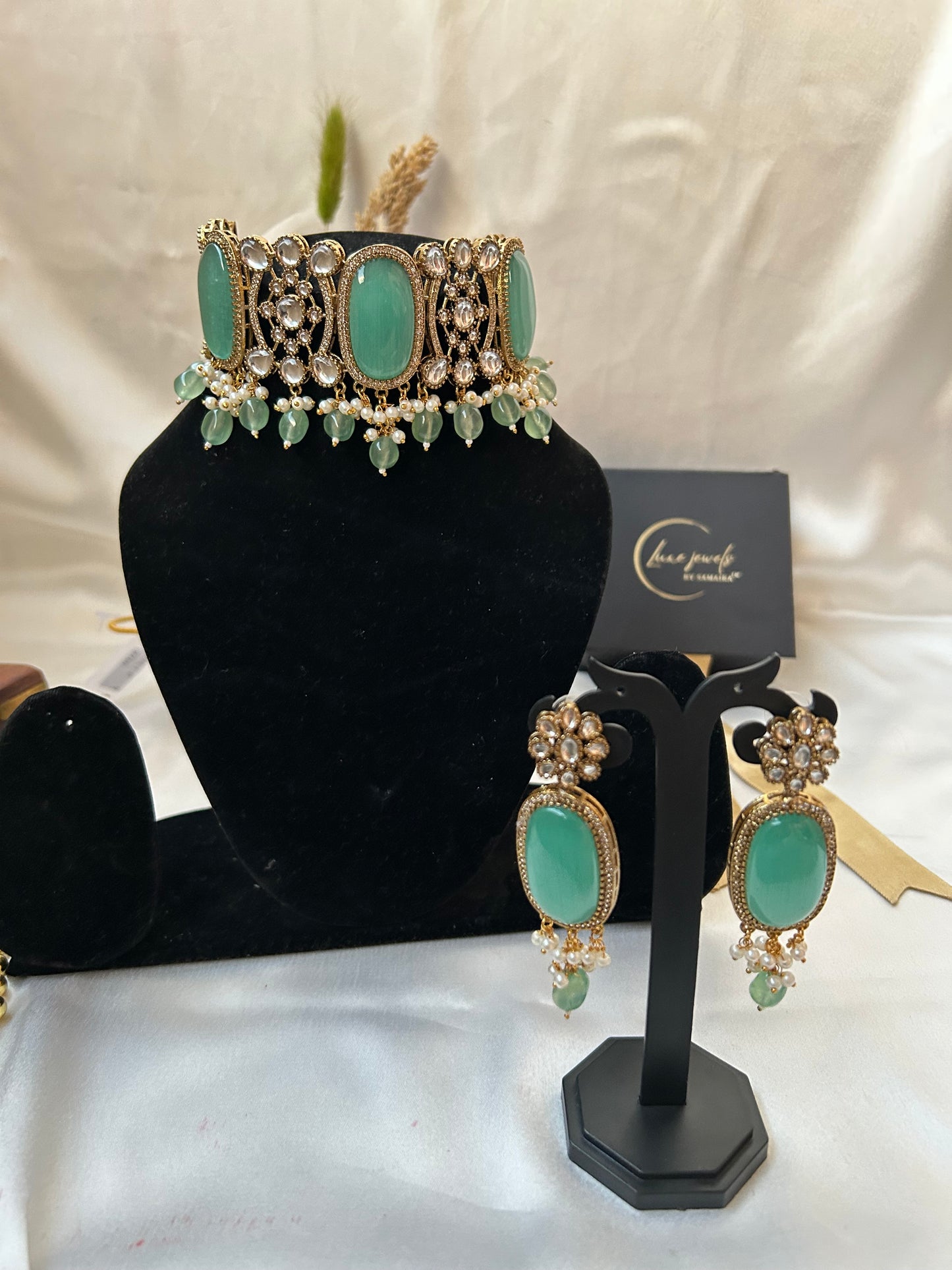 krisha green necklace set