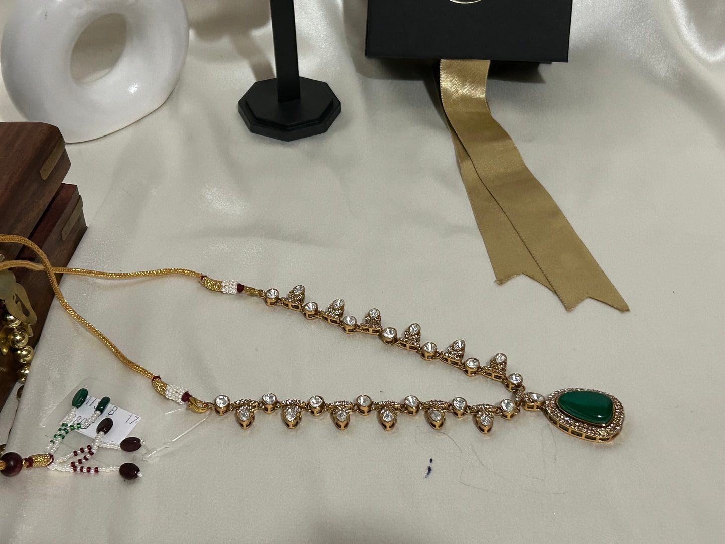 emerald green necklace