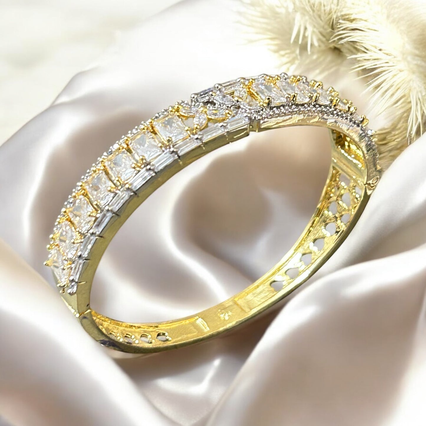 Jazz Golden Bracelet