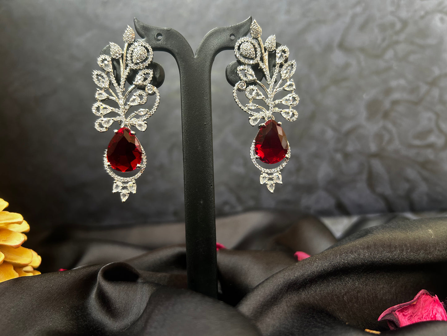 Innaya Ruby Earing