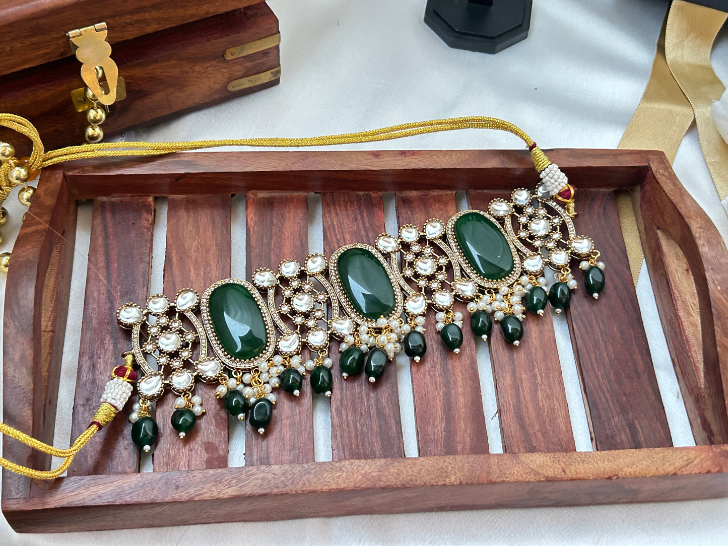 krisha green necklace set